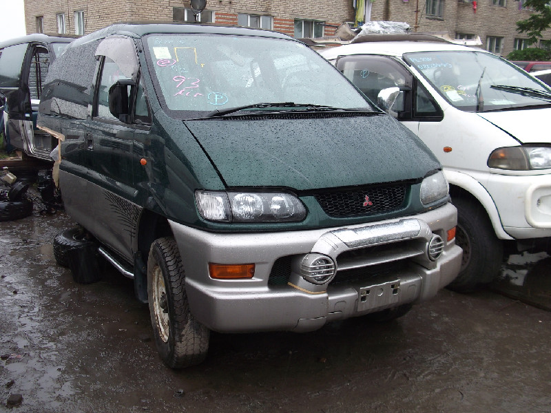 Купить мицубиси делику во владивостоке. Delica Space Gear привод правый. Mitsubishi Delica Space Gear/Cargo защита двигателя. Сузуки Делика 19 г ключ. Делика 93 года в разбор в Уссурийске.