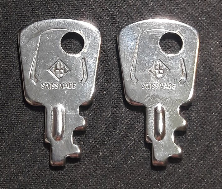 Ключи Leica  (3).jpg
